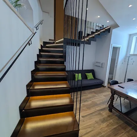 Quattro Apartment